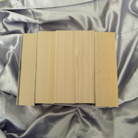 BRAND NEW - Game of Thrones 5-Book Box Set - Picture 4 of 10